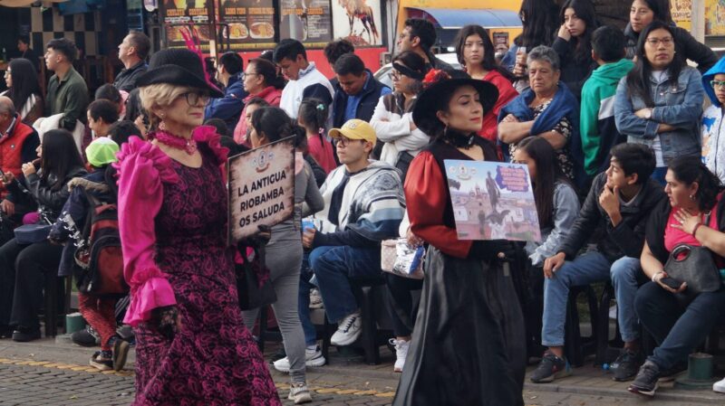 Imágenes del Desfile de la Riobambeñidad - abril 2024 - Mundial Medios